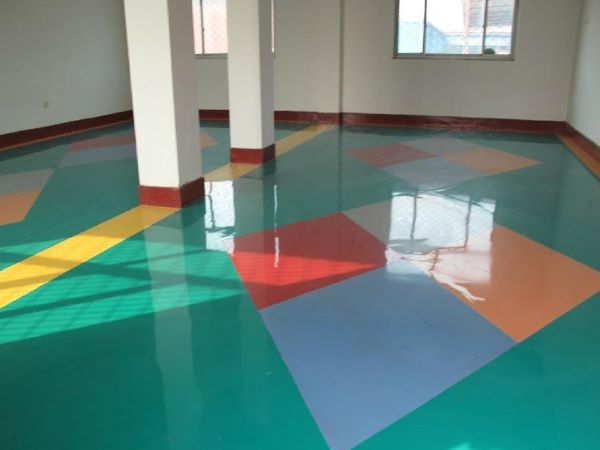 環(huán)氧地坪施工能夠?yàn)槿藗儙?lái)哪些方面的便利